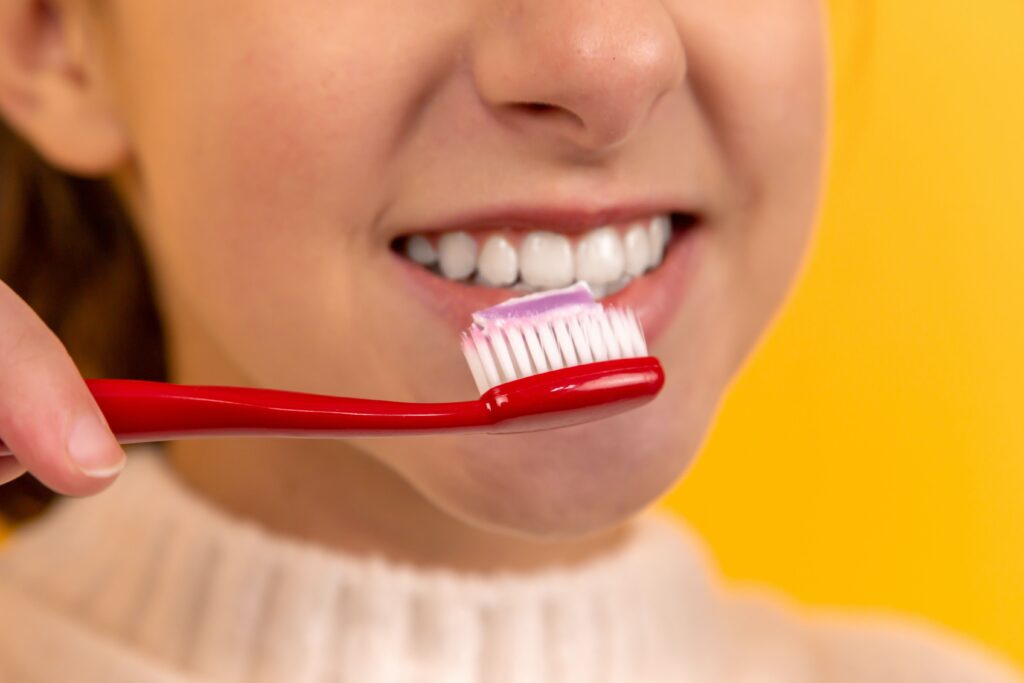 How To Care For Your Teeth - Tooth And Gum Care